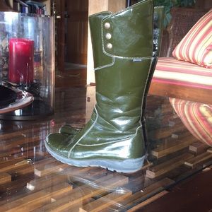 Girls boots